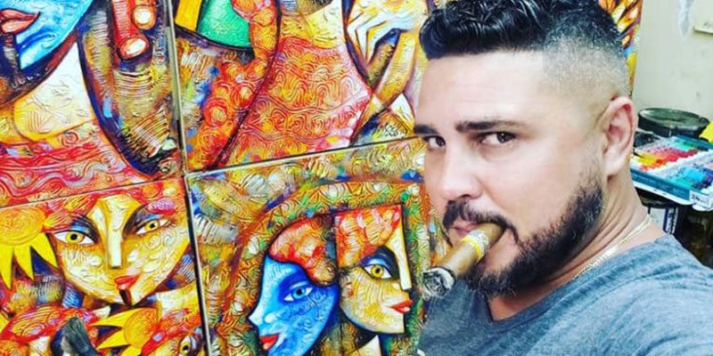 En el estudio combina creatividad y talento