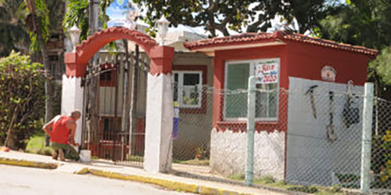 En Villa Victoria, las principales quejas de los clientes se refieren a la ausencia de recreación, los problemas de humedad en las cabañas y la inestabilidad en el abasto de agua