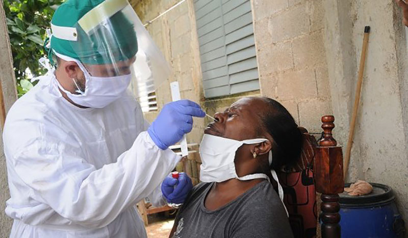 El personal de Salud se mantiene laborando en Bauta para detectar a todos los contagiados / Foto: Otoniel Márquez