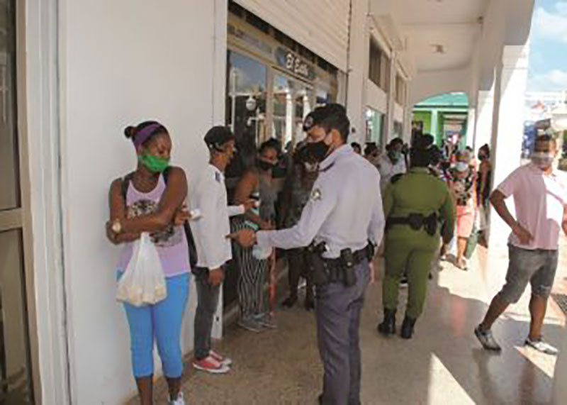 Se aprecia un repliegue de coleros, revendedores y acaparadores pero no es tema resuelto / Foto: Humberto Lister