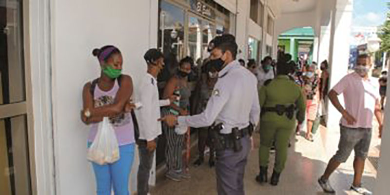 Se aprecia un repliegue de coleros, revendedores y acaparadores pero no es tema resuelto / Foto: Humberto Lister