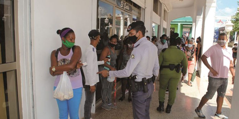 Se aprecia un repliegue de coleros, revendedores y acaparadores pero no es tema resuelto / Foto: Humberto Lister