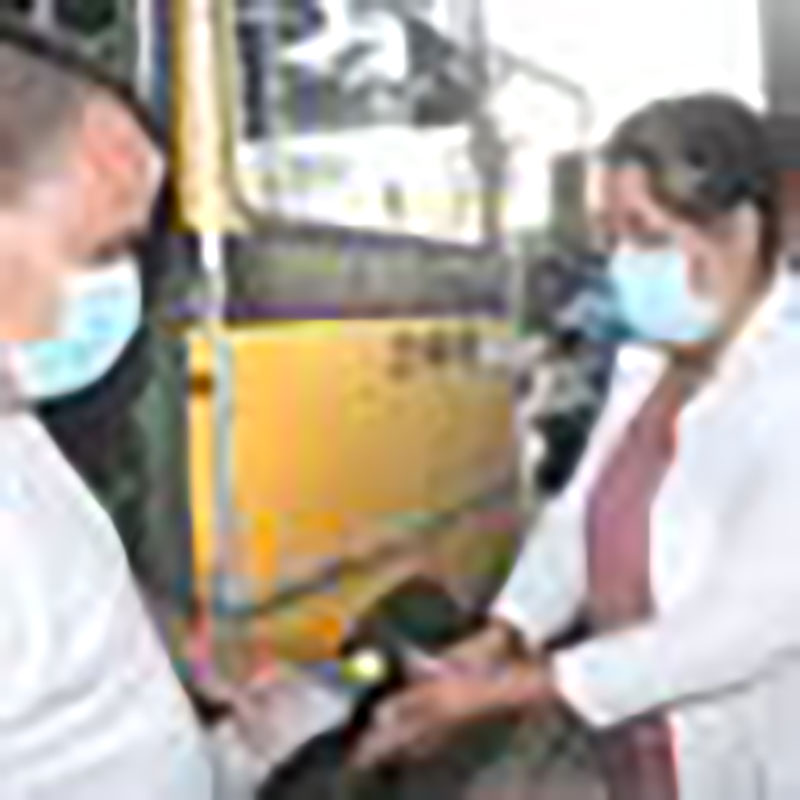 A la primera línea le faltan nombres