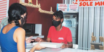 SE CONCEDERÁ mayor autonomía en la gestión al Complejo Santa Cruz, el restaurante Yang Tsé, la pizzería O Sole Mío y los restaurantes La Gran vía y La Campana china