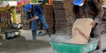 Modifican precios de algunos materiales de construcción