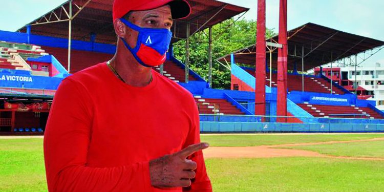 Lázaro Arturo, nuevo director de los Cazadores / Foto: Humberto Lister