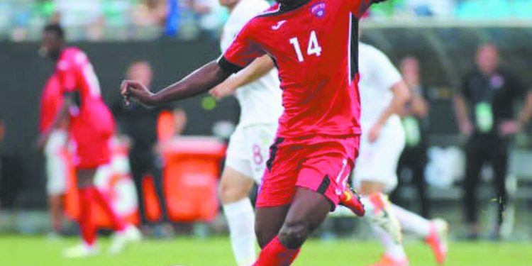 Karel, representante de Artemisa en el primer equipo unificado del fútbol cubano.