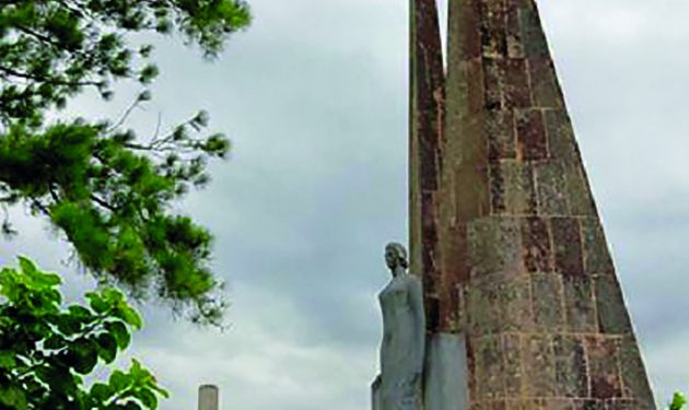 Obelisco a la Batalla de Cacarajícara