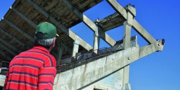 El mal estado del techo (en peligro de derrumbe) es el gran problema del inmueble