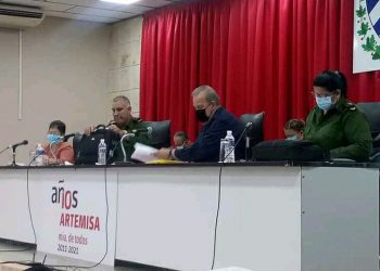 Llama Manuel Marrero Cruz a fortalecer gestión del Gobierno en Artemisa