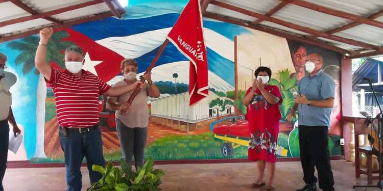 UBPC Felipe Herrera, Vanguardia Nacional