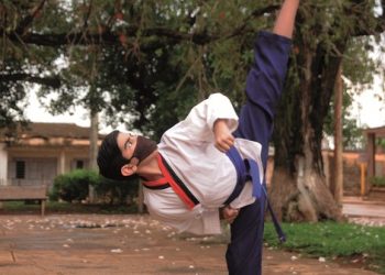 Robertico practica todos los días, principalmente las técnicas y ejercicios de elasticidad