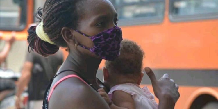 Las personas salieron de sus casas por temor a una réplica / Foto: José René Morales Núñez