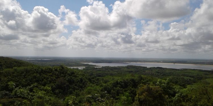 A seis kilómetros de la Autopista Nacional, en la zona premontaña La Muralla, en San Cristóbal, está la finc a Los Ortega, distintiva por su historia, riquezas naturales, culturales y sus habitantes, guardianes del entorno