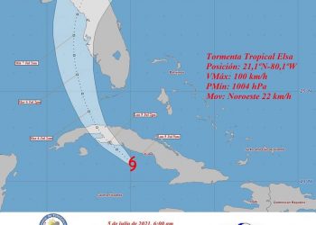 Elsa disminuye su velocidad