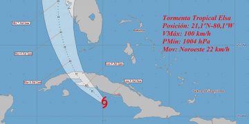 Elsa disminuye su velocidad