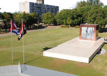 Mausoleo a los Mártires de Artemisa