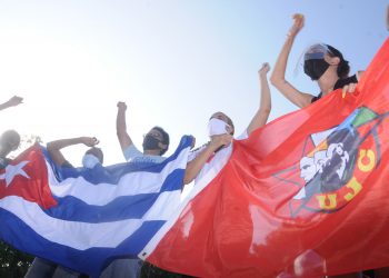 Desde el Mausoloeo a los Mártires de Artemisa, los jóvenes comprometidos con su Revolución / Fotos: Otoniel Márquez
