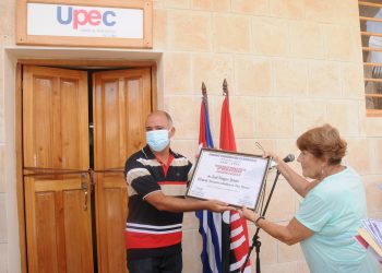 oel Mayor, galardonado con el premio provincial de Periodismo Económico / Foto: Otoniel Márquez