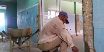 Avanzan las reparaciones en el Hospital Comandante Pinares, de San Cristóbal. / Foto: José René