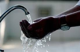 Nueva bomba para fuente de abasto  en Bauta