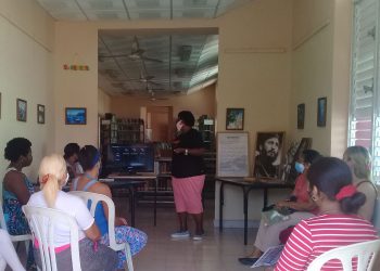 Coloquio Mujeres en Revolución, a propósito del 95 cumpleaños de nuestro Líder histórico y del 61 aniversario de la FMC / Fotos: Yusmary Romero