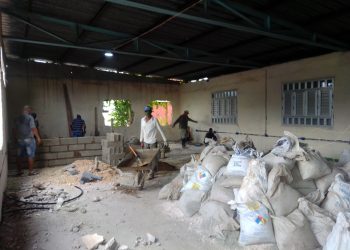 - En el Hospital General Docente Iván Portuondo se construye una nueva sala para pacientes positivos a la Covid-19