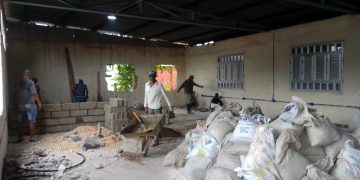 - En el Hospital General Docente Iván Portuondo se construye una nueva sala para pacientes positivos a la Covid-19