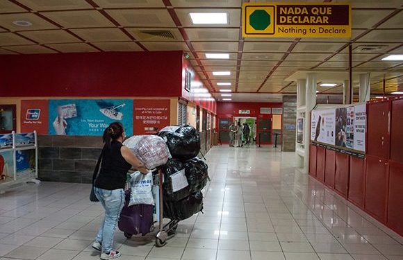 Aeropuerto Internacional José Martí. Foto: Abel Padrón Padilla/ Cubadebate.
