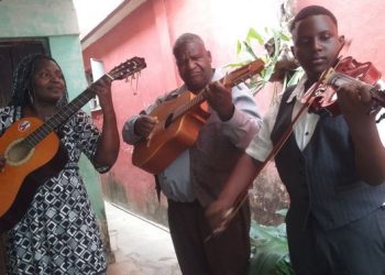 UNA FAMILIA musical: excelente pretexto para una foto / Foto: María Fernanda Terry