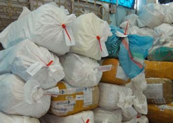 Casi medio millón de bultos internacionales, por Correos