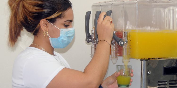 Juguera en áreas del hospital provincial de Artemisa / Foto: Otoniel Márquez