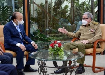 Recibió Raúl Castro al Presidente vietnamita Nguyen Xuan Phuc Foto: Estudios Revolución