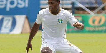 Karel Espino se ha vuelto habitual en las convocatorias a la selección nacional y titular en el Comunicaciones. Foto tomada de su perfil de facebook