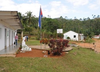 En las comunidades del Plan Turquino artemiseño existe acceso a la Salud y la Educación, entre otros logros de la Revolución