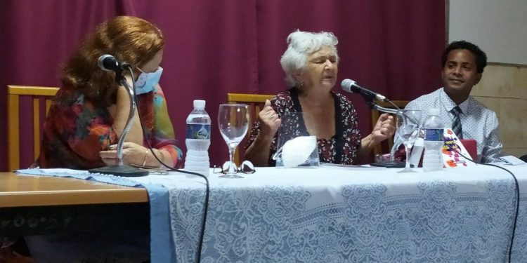 Presentación del libro La memoria está ahí