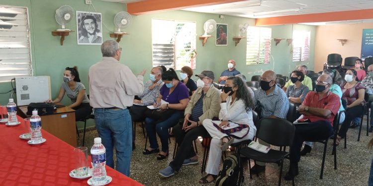 Encuentro de los miembros de la Fundación Ariguanabo