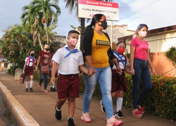 Feliz regreso a las aulas este 15 de noviembre en Artemisa