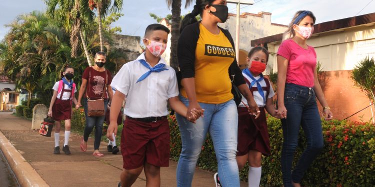 Feliz regreso a las aulas este 15 de noviembre en Artemisa