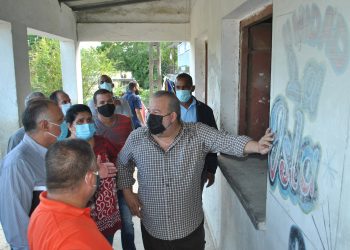 El Primer Ministro de la República de Cuba, Manuel Marrero Cruz, visitó la comunidad San Jacinto, en Mariel / Foto: Humberto Lister
