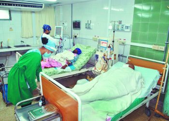 En el Comandante Pinares, 57 pacientes requieren del vital tratamiento / Foto: Humberto Lister