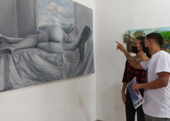 El tema de la soledad es abordado por el guanajayense Yoel Pagés Mederos en esta edición del salón