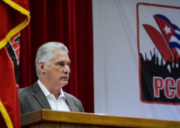 Clausura del III Pleno del Comité Central del Partido Comunista. Foto: Estudios Revolución.