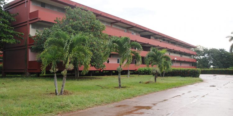 Reabre el IPVCE renovado