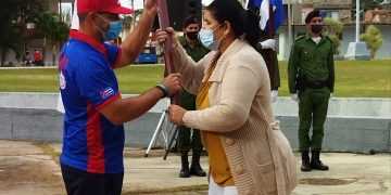 Una bandera por 60 años de historia