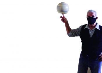 Malabarista, mago y payaso alquizareño Luis César Coró Valdés / Foto: José Alberto Nápoles