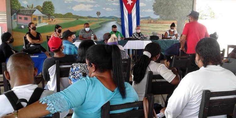 Aportar a la zafra desde el Sindicato