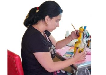 Ana Elena Herrera, una apasionada de la cerámica fría