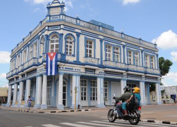 Contiguo al Hotel Campoamor, radica el Buró de Reservaciones, en Calle 27, entre 50 y 52, donde los interesados pueden solicitar alojamiento en cualquiera de las instalaciones