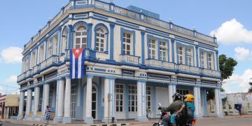 Contiguo al Hotel Campoamor, radica el Buró de Reservaciones, en Calle 27, entre 50 y 52, donde los interesados pueden solicitar alojamiento en cualquiera de las instalaciones